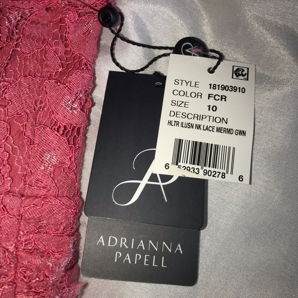 Dress - Picture 3 of 3